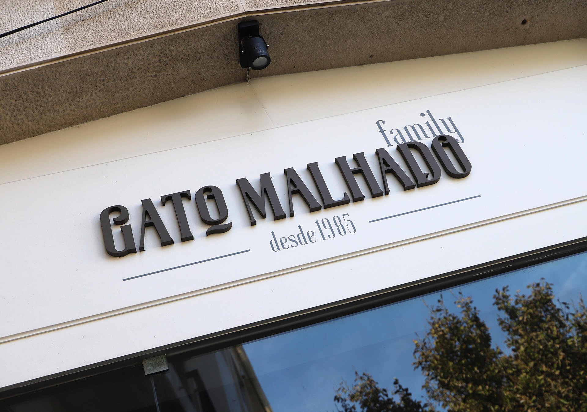 Gato Malhado, Clothing store · Store, facade · OURS.pt